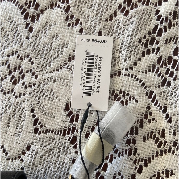 Wallet from Vera Bradley - Picture 2 of 4